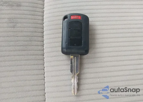 2016 Mitsubishi Lancer Es z USA, uszkodzony, nr VIN JA32U2FU9GU004178